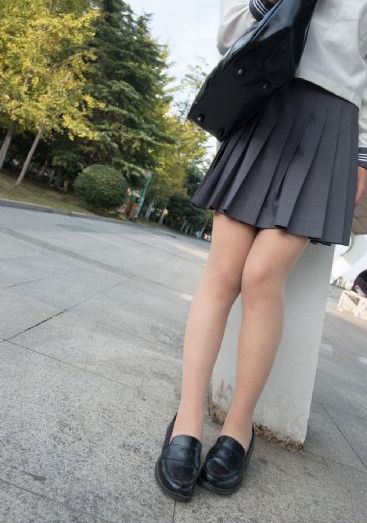 日本艳鉧动漫1～6_720免费观看